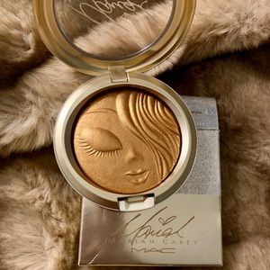 Limited Edition MAC Mariah Carey Skinfinish powder